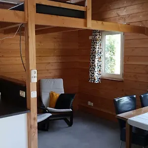 https://chalet-camping-t-dekske.valkenburgaandegeul-hotels.com